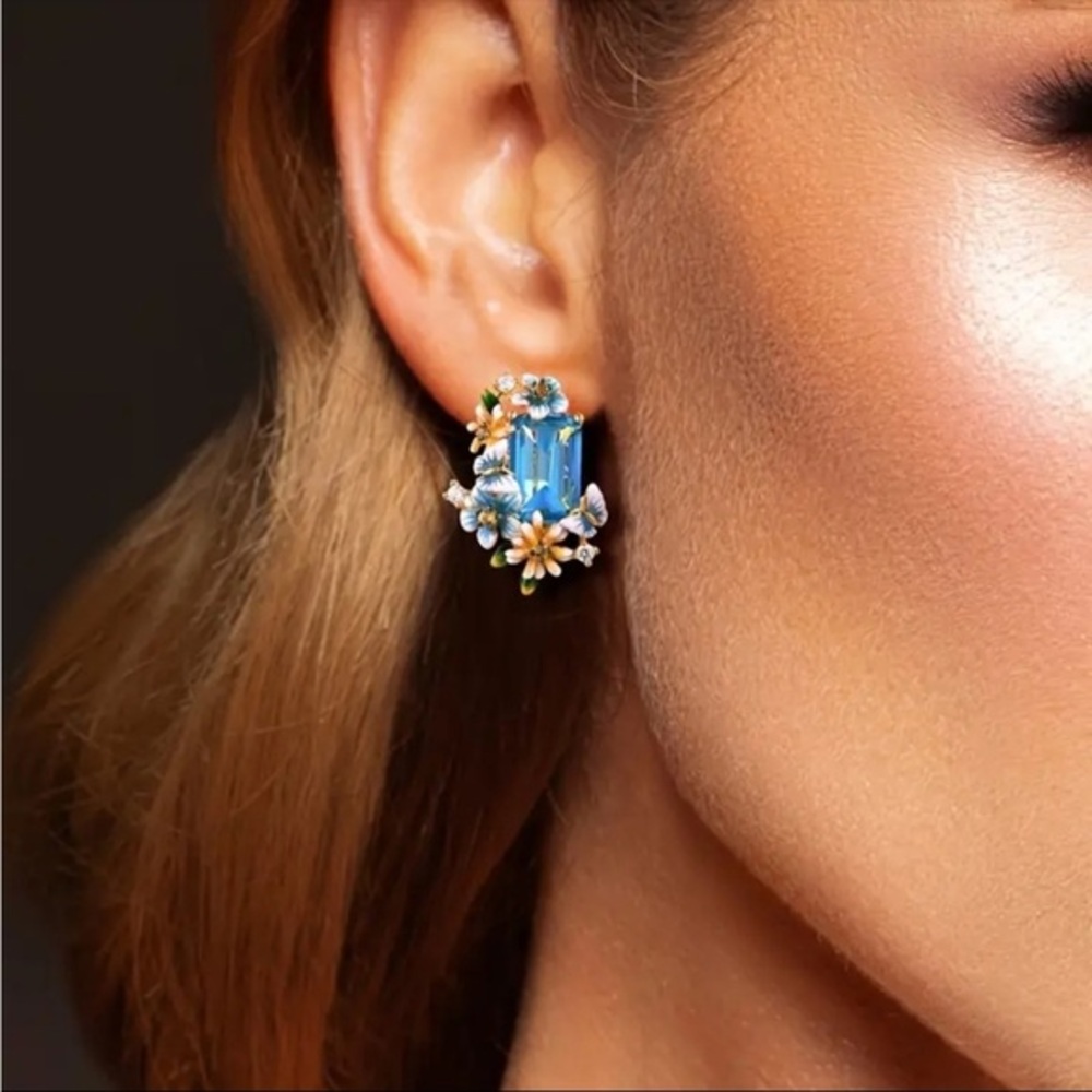 Blue & Gold Floral Crystal Stud Earrings Elegant Vintage Style NWT